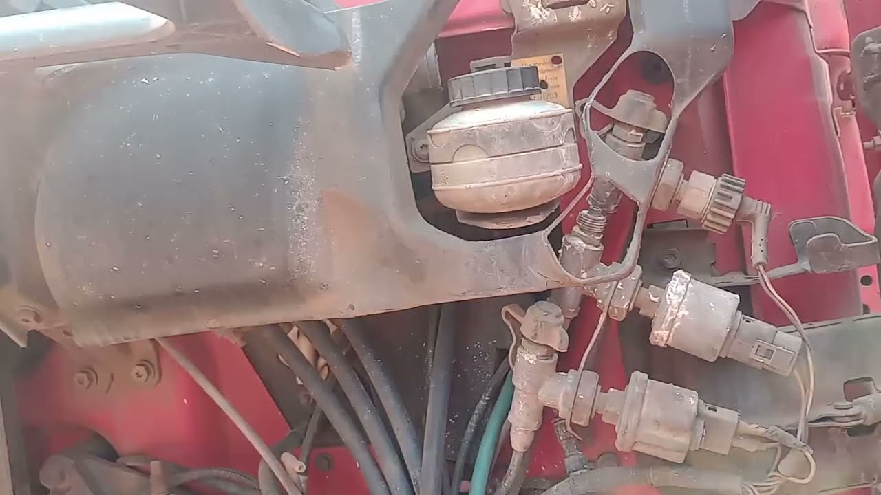 como sangrar a embreagem do Scania  muito fácil