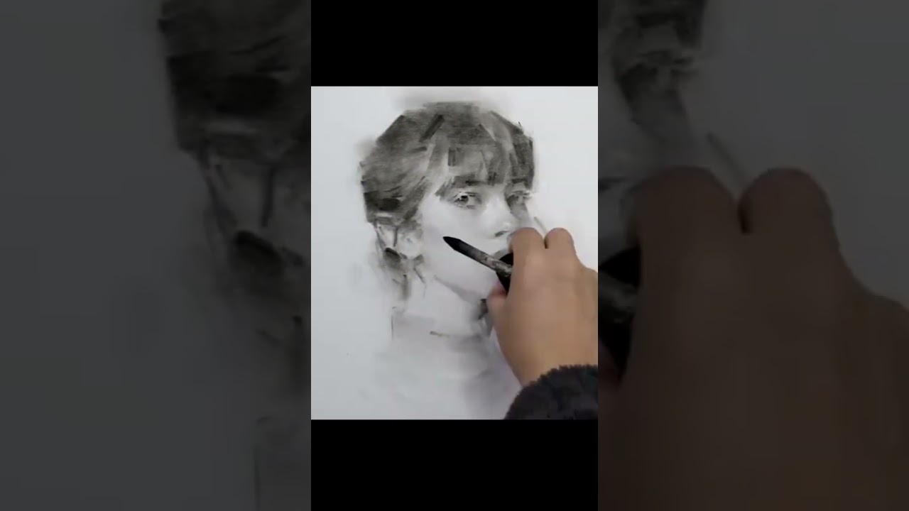 小姐姐，写实素描，画画 #art #drawing #painting #sketch #artist #artwork #charcoal #photography #oilpainting