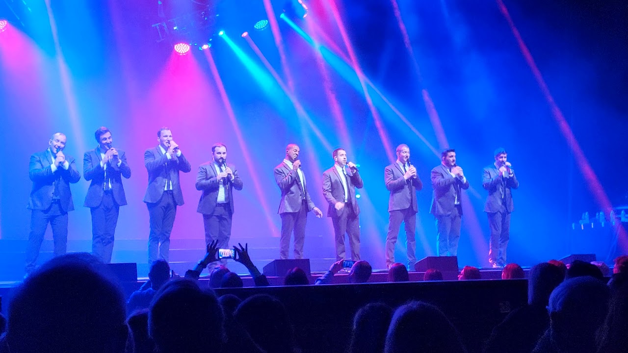 Straight No Chaser - 12 Days of Christmas (remix) - 11.24.18