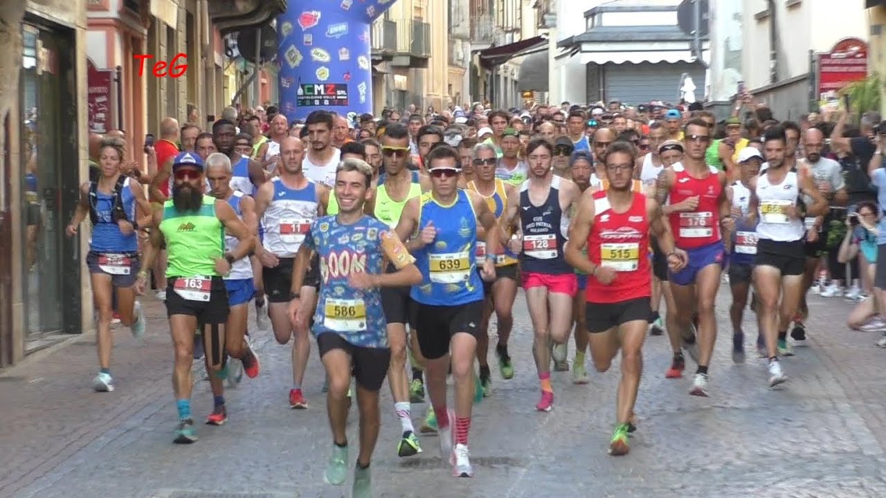 La partenza della corsa 5 e 2 laghi 2023
