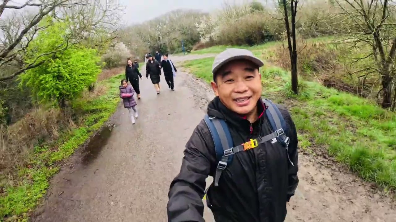Day walking in local Park (Vlog 119)