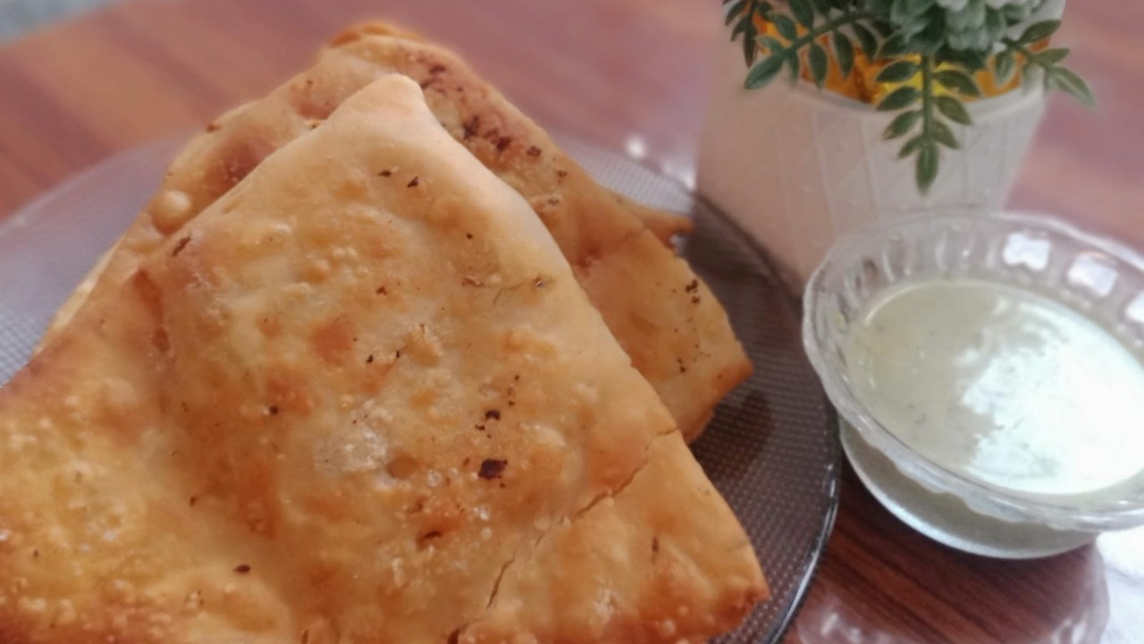Ramzan Special Crispy Samosa Recipe | Perfect Iftar Snack Everyone Loves