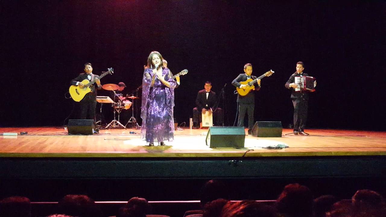 PAULINA TAMAYO, 