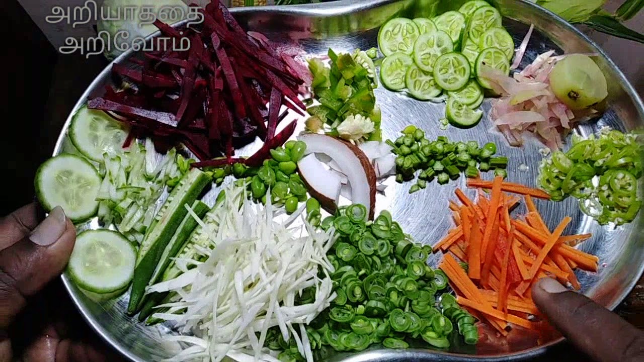 Lovebirds vegetables foods