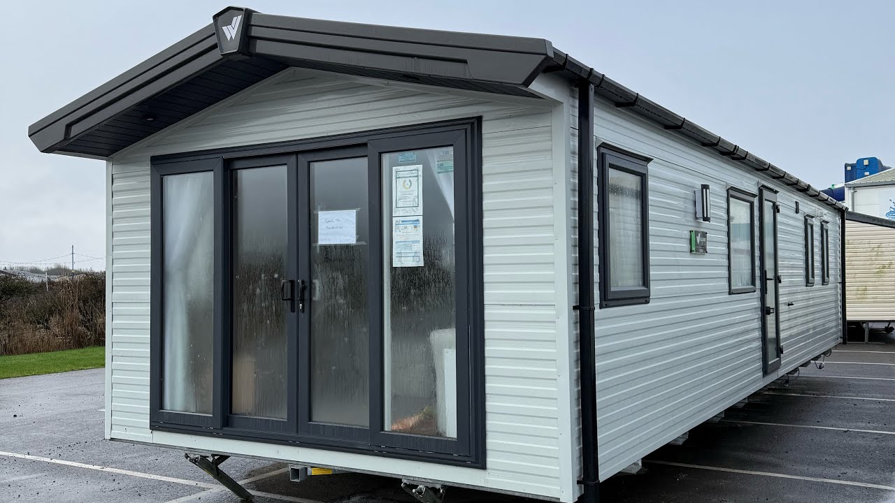 DiscoverUnityBeachInSomerset:YourDreamHolidayParkAwaits! 