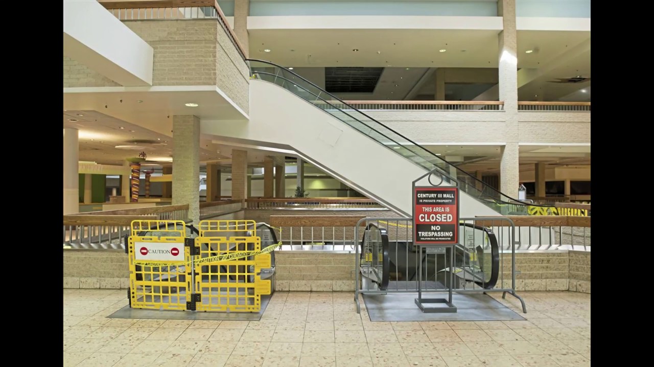 "Fly Me To The Moon" by Frank Sinatra but you're in an empty mall