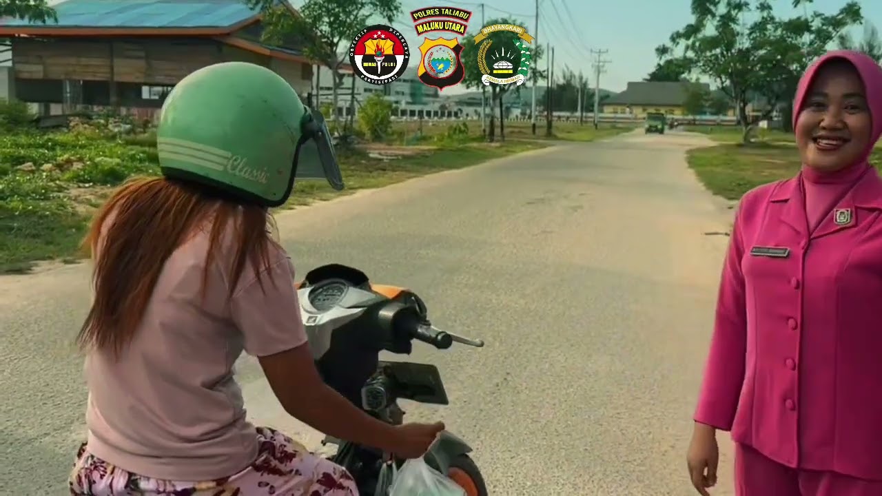 Polres Pulau Taliabu Gelar Pembagian Takjil Bersama Bhayangkari, OKP, Ormas, Dan Komunitas Bentor.