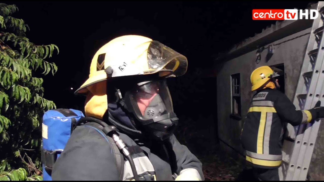 Incêndio destrói habitação em Oliveira do Hospital