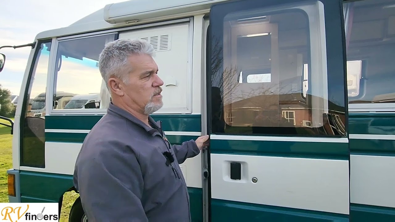 1990 Nissan Civilian
