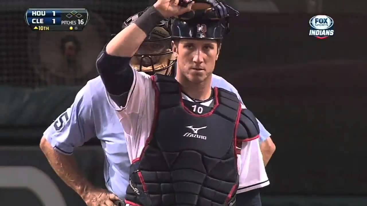 2013/09/19 Gomes stars with arm, bat