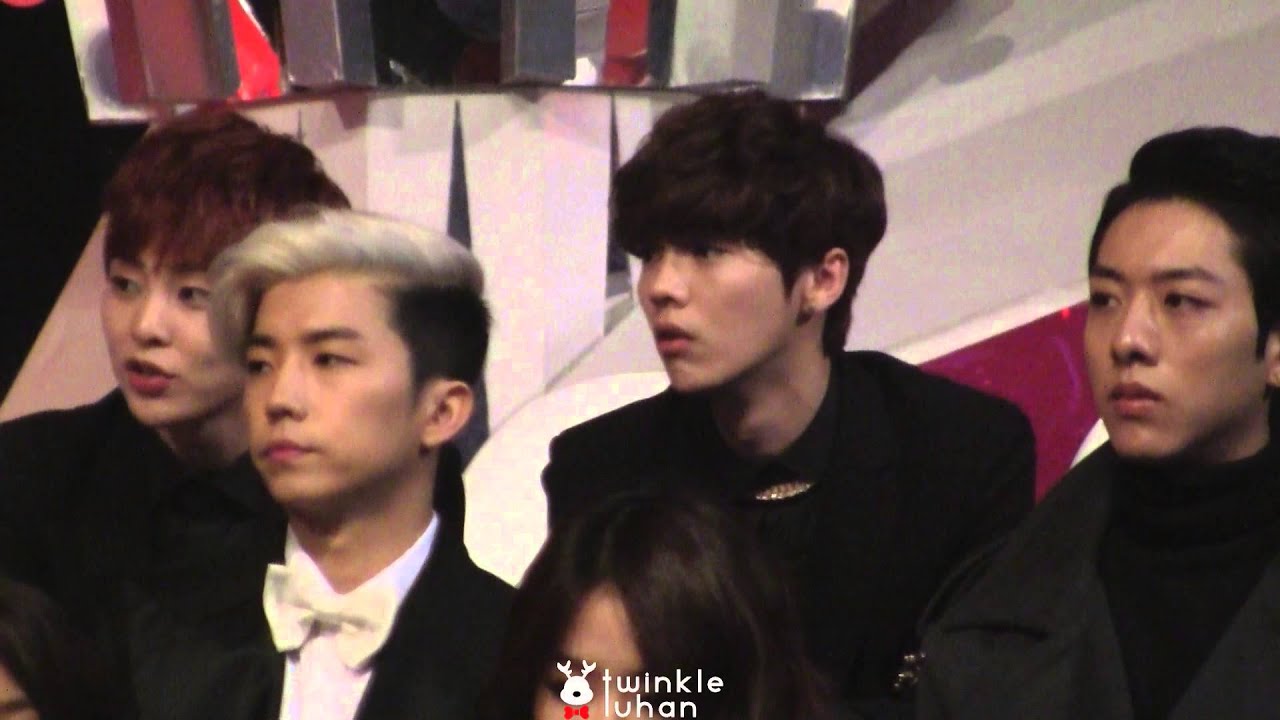131229 SBS 가요대전 가수석 EXO 루한이는 궁금해궁금해