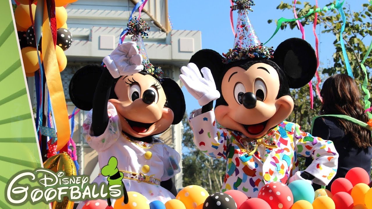 Mickey's 90th Birthday Celebration Parade - Disneyland Resort Anaheim 2018 🇺🇸