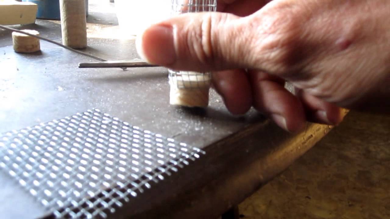 Making Queen Bankin Cages