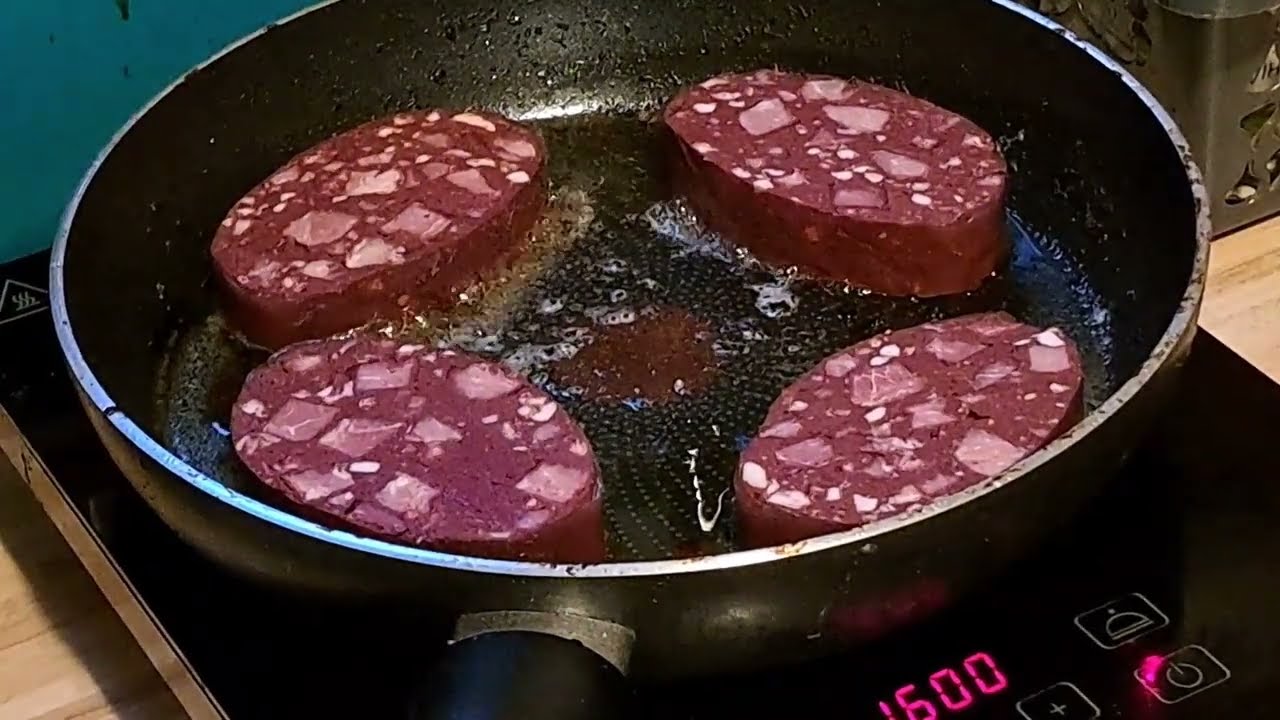 Blutwurst Kartoffel und Tomatensalat     K&uuml;chen Talk und Kaffeeklatsch....