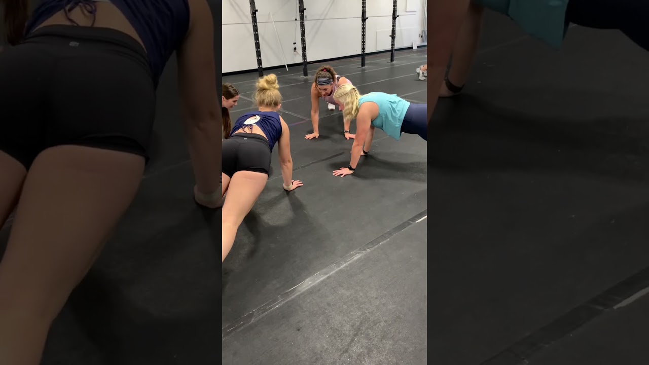 🔥Fun and simple CrossFit warm-up! #Warmup #crossfit #medicineball