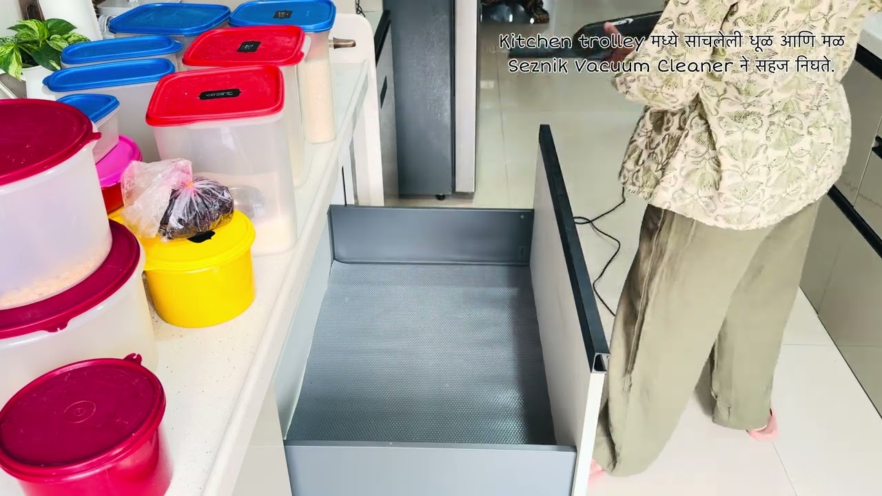 The Seznik 3-in-1 Vacuum Cleaner is compact, powerful, and easy to use.