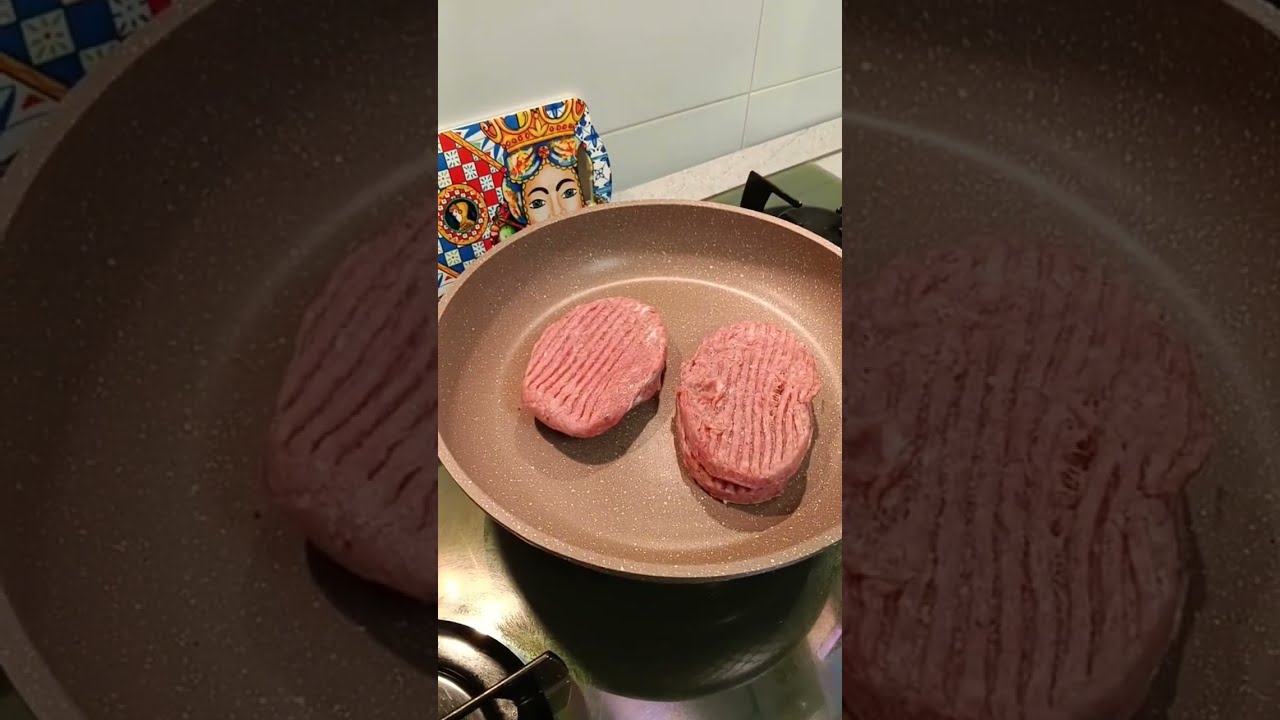 hotdog e panino con melanzane
