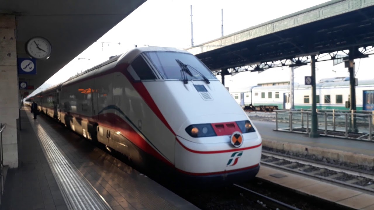 Un lunedì pomeriggio alla Stazione di Ancona
