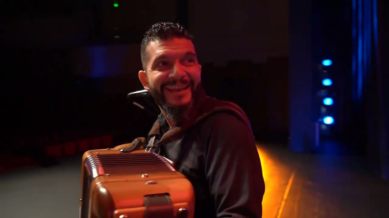 Balkan Hot Stuff Band - Raikos