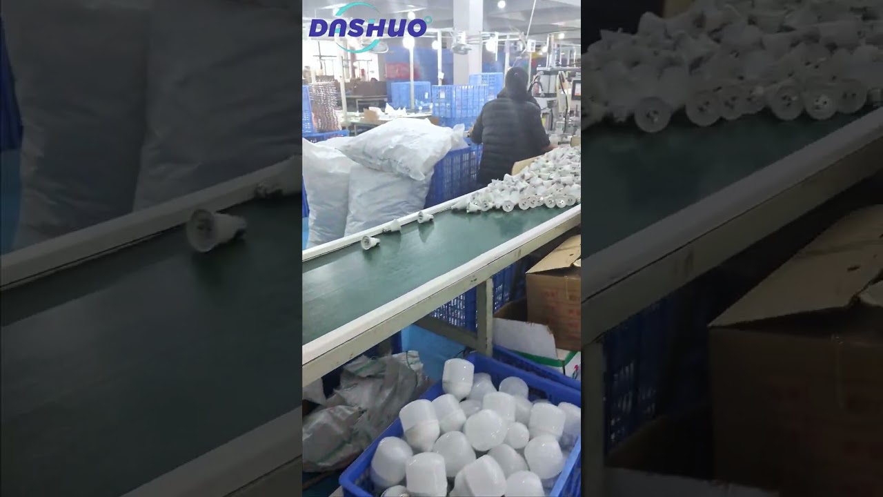 Automatic assembly line for LED bulbs