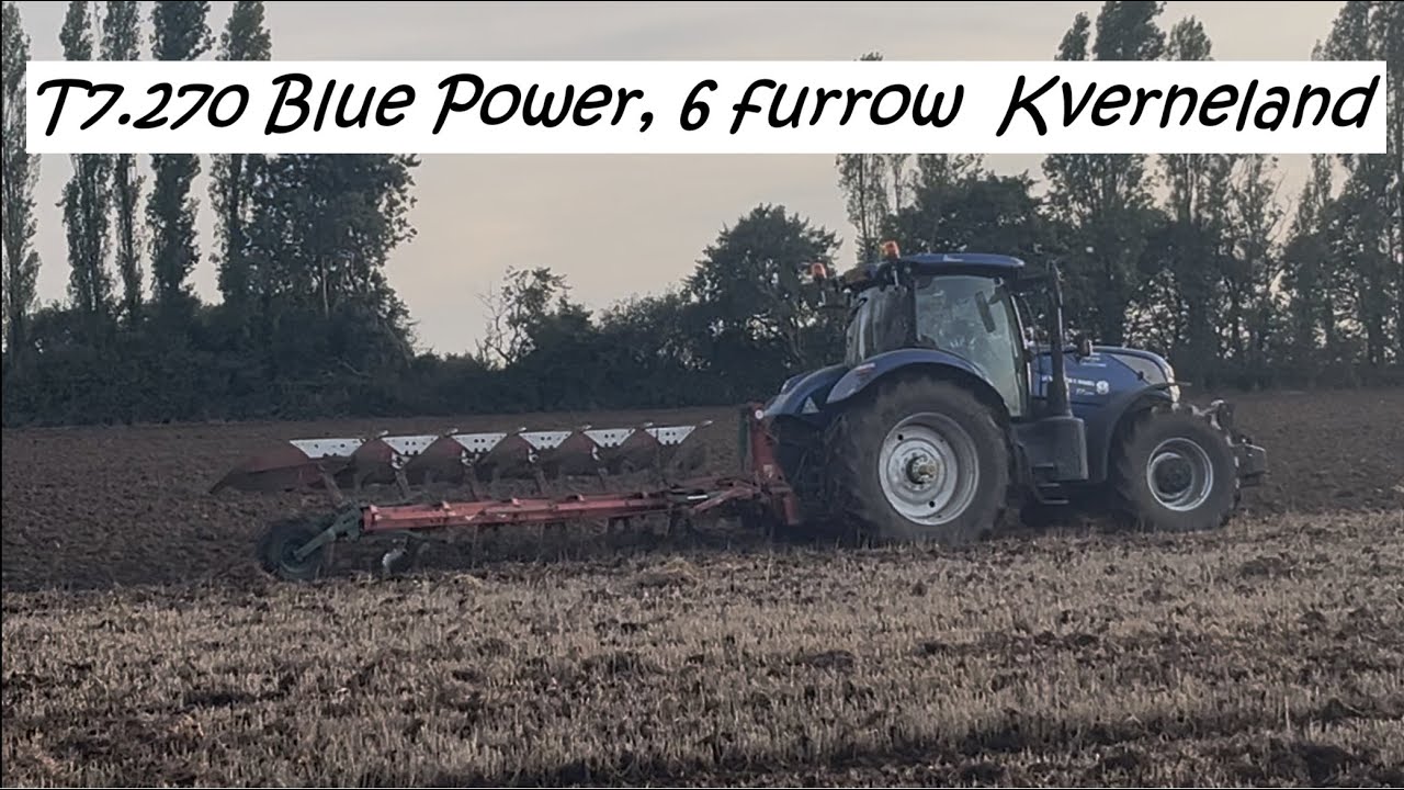 Ploughing with T7.270, Muck spreading with T7.270, Subsoiling with T7.300