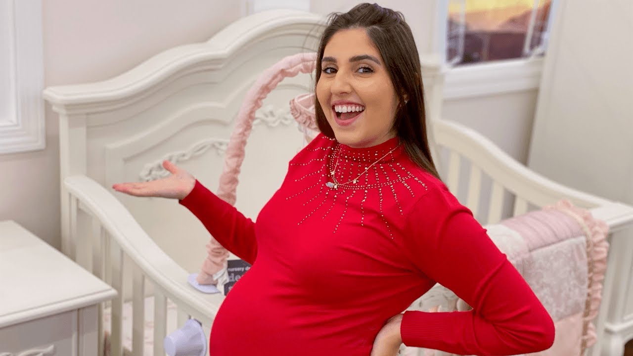 بدينا تجهيزات البيبي الجديد (الغرفة