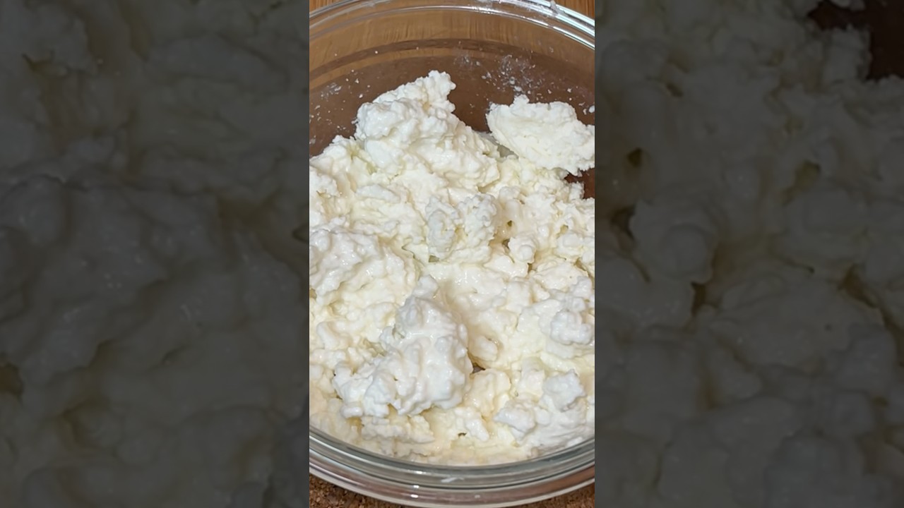 Homemade cottage cheese, so easy with 3 ingredients only #cottagecheese #homemade #sosimple
