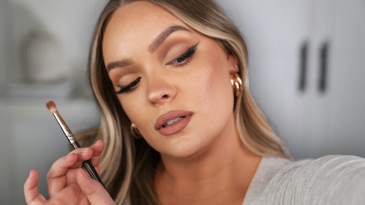 Let's do some 2016 makeup.. but update it - HOW TO CUT CREASE MAKEUP TUTORIAL