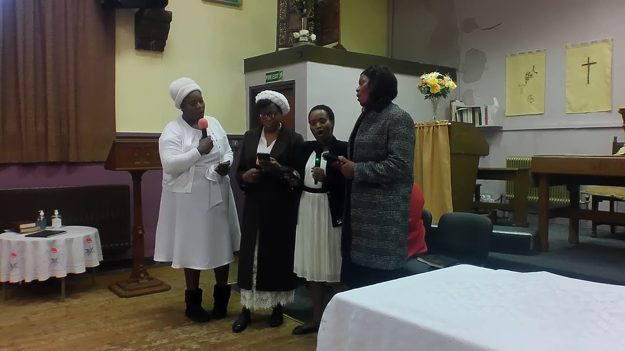 ''It's Not An Easy Road'' cover by The Amazing Grace Sisters