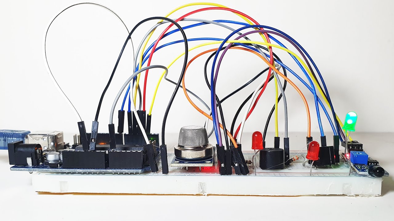 Arduino Fire Alarm Project Using MQ2 Gas and Flame Sensor