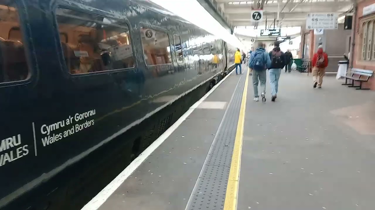TfW 82227 Driving Van Trailer arriving at Shrewsbury station. 9 Nov 2025 10:57
