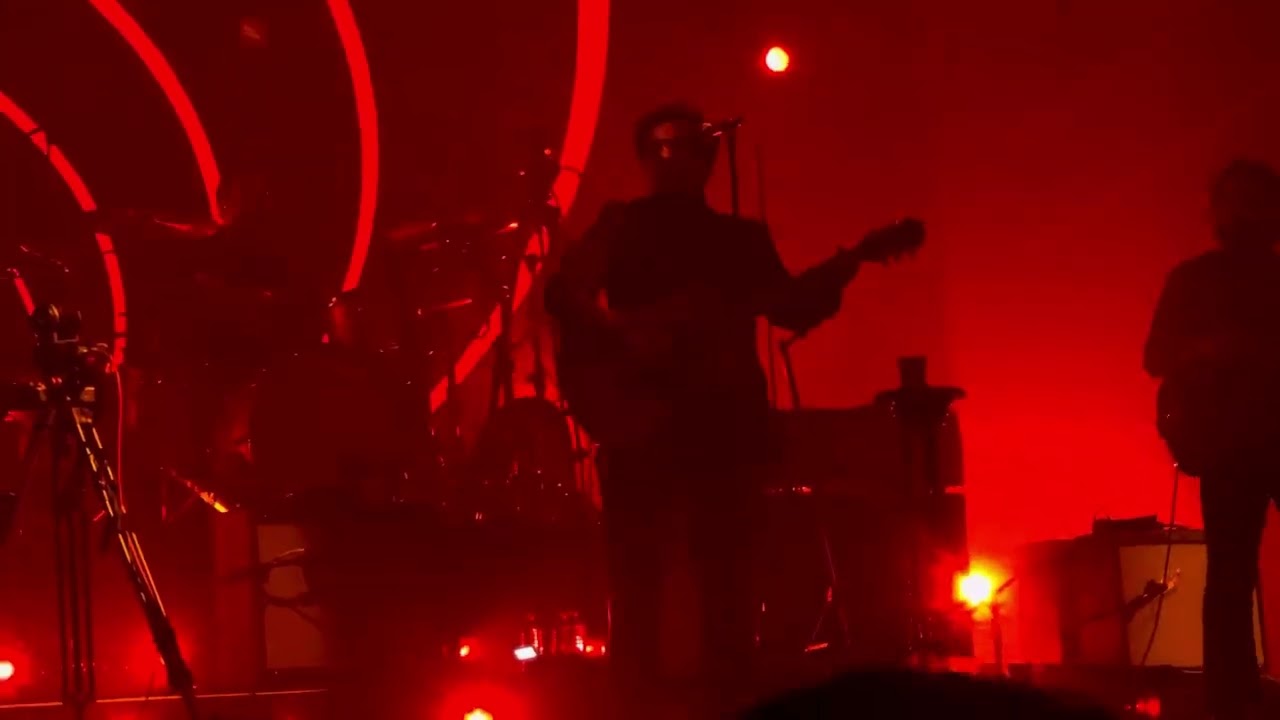 Enjambre - El Vacío (Versión Eléctrica) desde Palacio de Los Deportes - Daños Luz Tour