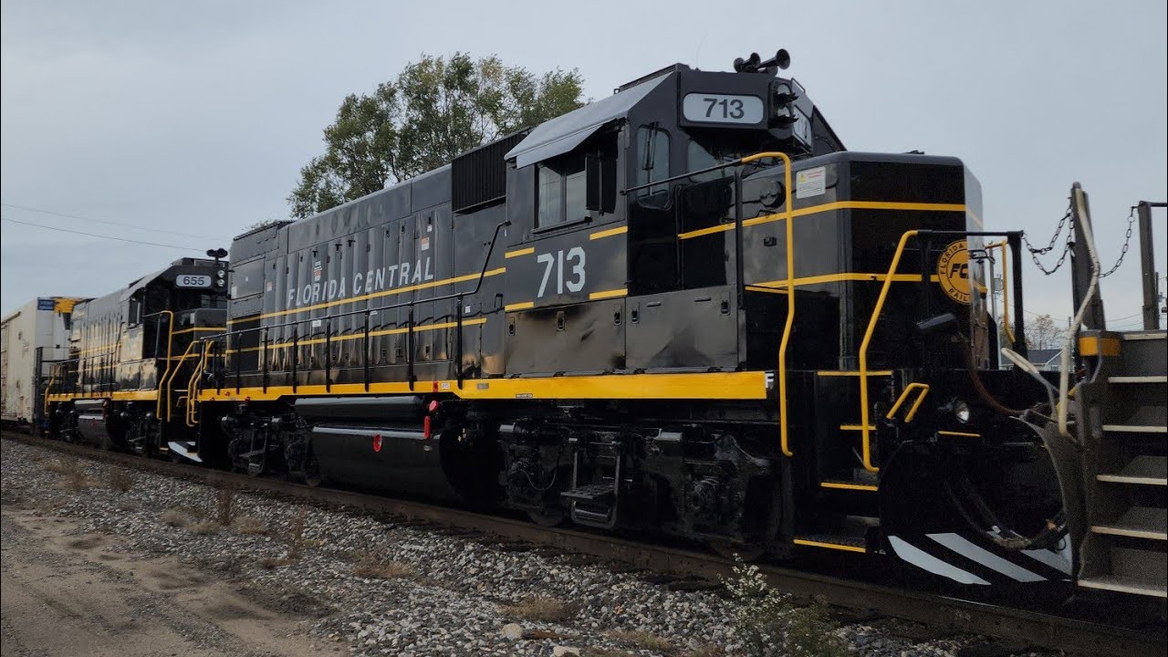 Florida Central's New GP15-1s! Seaboard Coast Line Scheme!