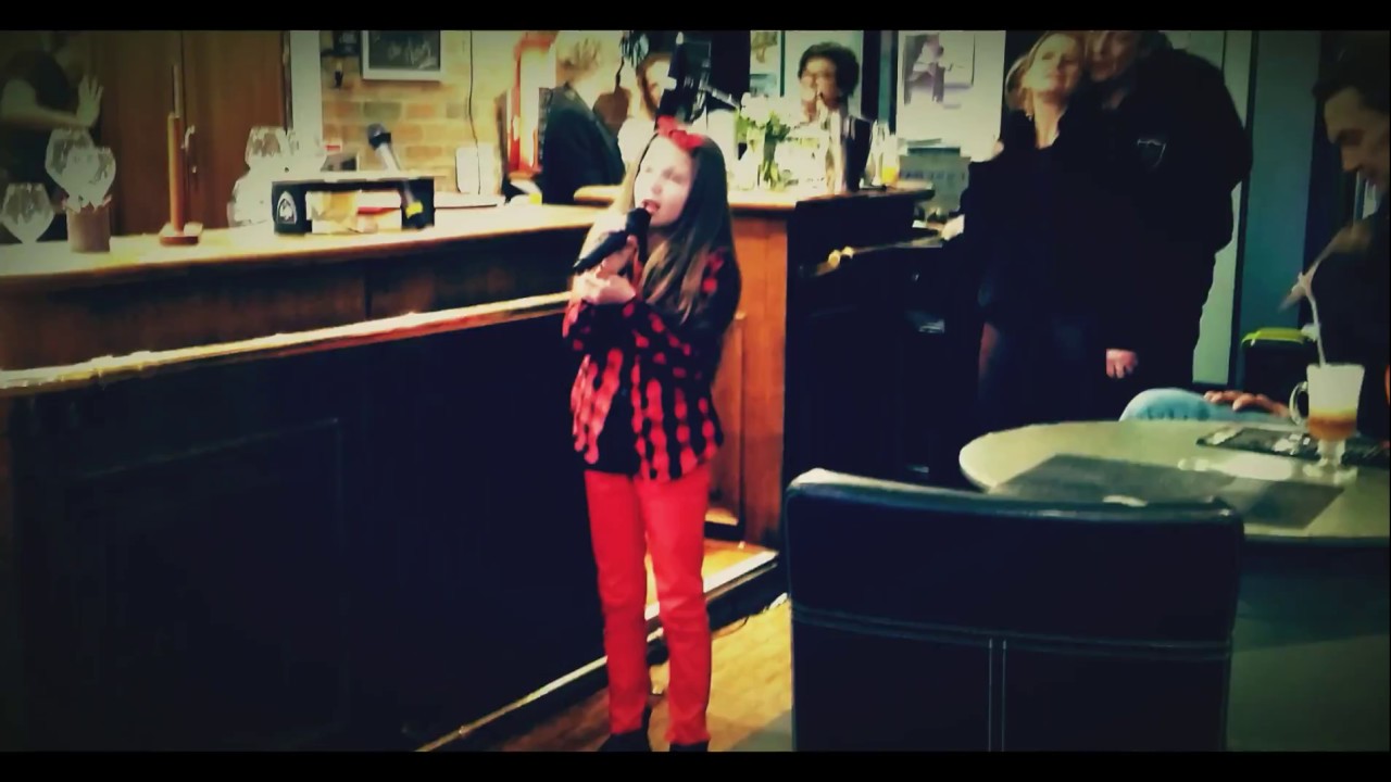 La Vie en Rose - &Eacute;dith Piaf Cover by Alix G.11ans