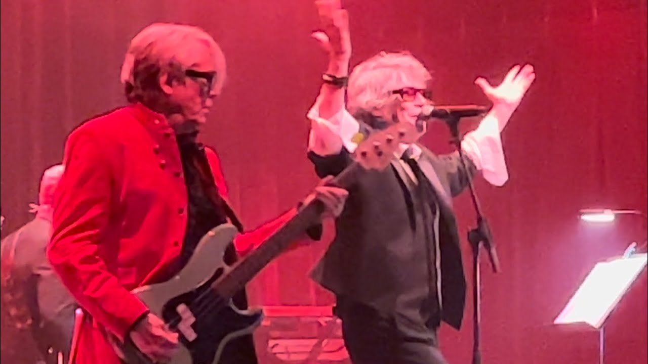 “Love My Way” PSYCHEDELIC FURS July 8, 2025 Louisville KY @bladerope