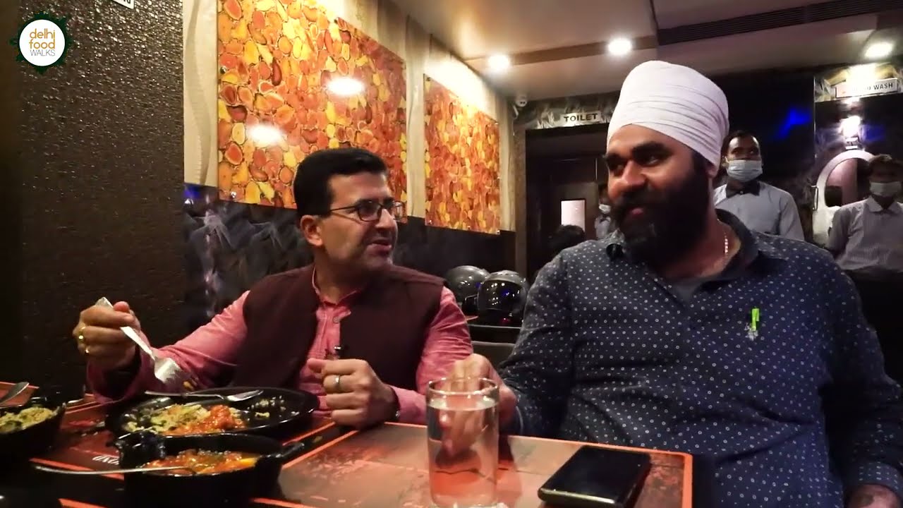 Sakchi Food Walk I Kewat Litti + Panjtara Momo + Balbir Fried Chicken (BFC) + Chinese Blue Diamond