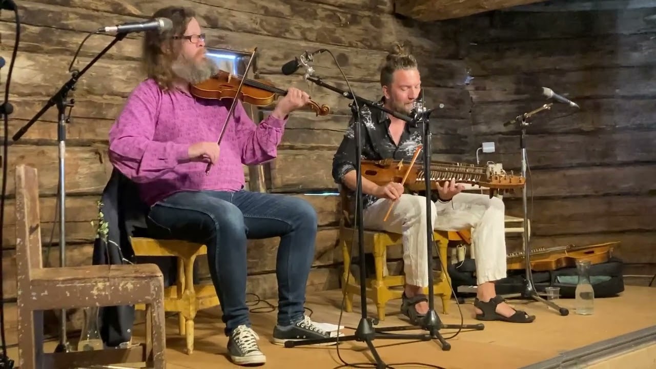 Daniel Pettersson & Joel Bremer - Brudmarsch efter Troskari Mats