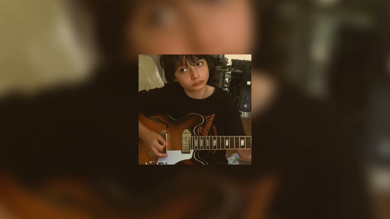 Finn Wolfhard - Trailers after dark  Ao vivo no The Tonight Show Starring Jimmy Fallon (speed up)