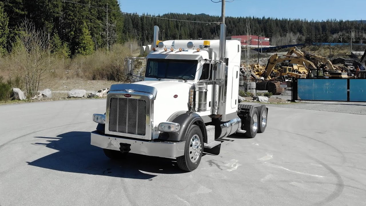 2015 Peterbilt 367 Tandem Highway Tractor with Sleeper #5007