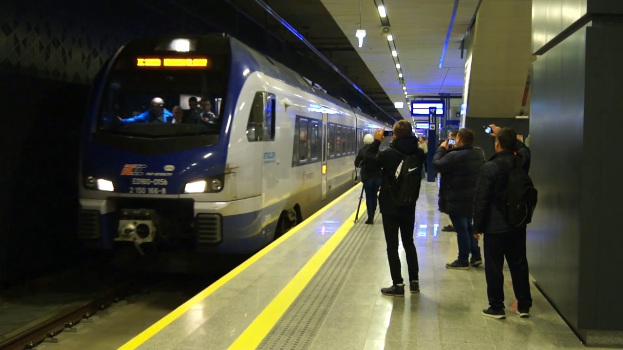 Nowa Łódź Fabryczna - pierwszy przyjazd i odjazd (First arrival & departure at new railway station)
