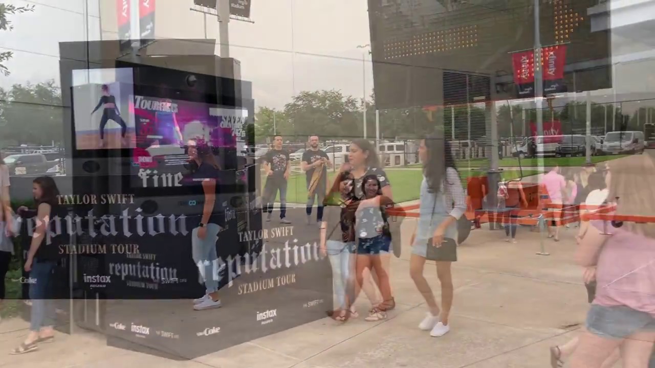 Taylor Swift Concert - OPENING ACTS (Charli XCX & Camila Cabello)