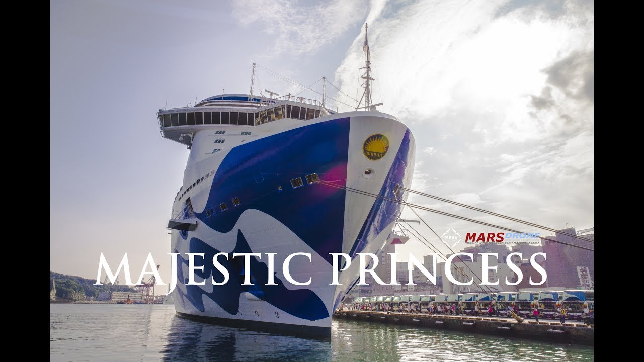 TW 空拍 4K - 盛世公主號 郵輪 MAJESTIC PRINCESS Cruise From Above In Keelung, 2017