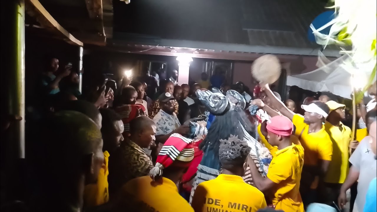 Idemmiri Masquerade TAKES OVER Isikwe Achi Stage!