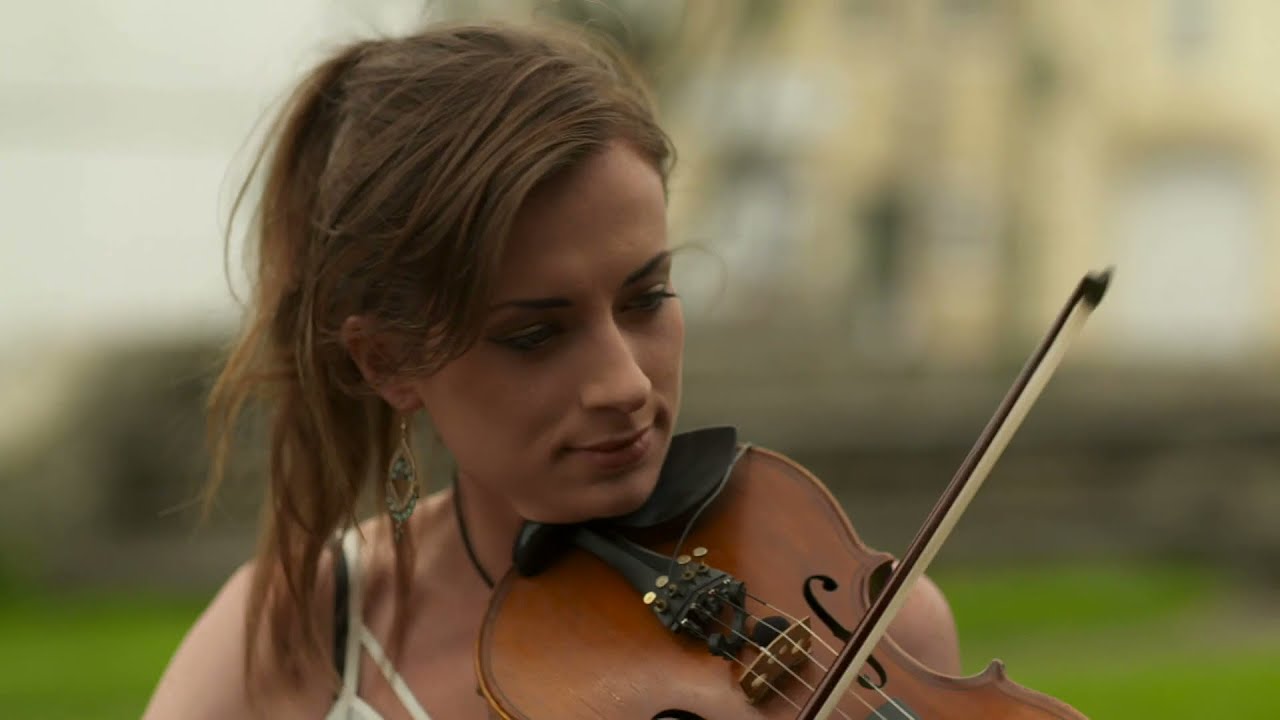 Sorcha Costello , Mary McNamara & Andrew McNamara | HUP Feakle | TG4