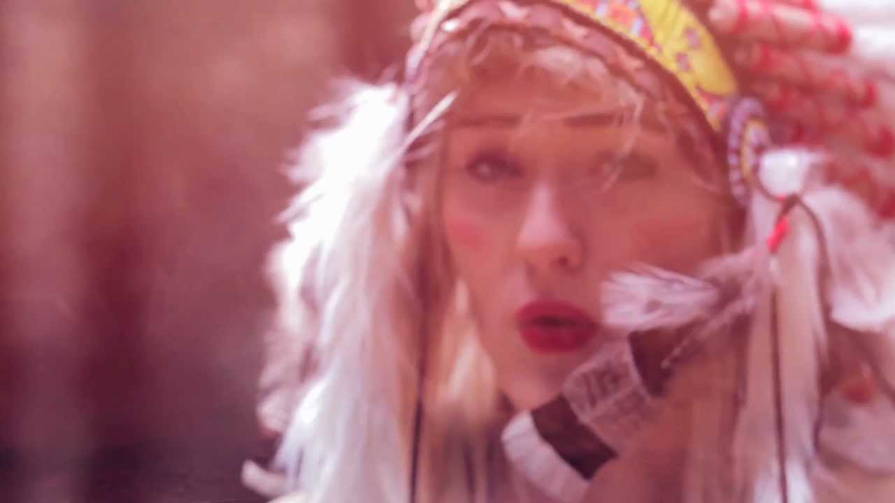 Young Wonder // Orange (Official Video)