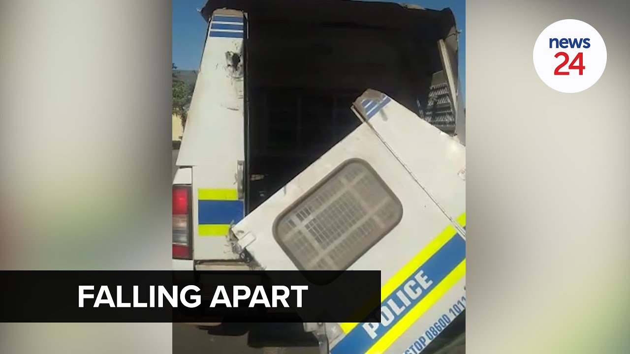 WATCH | Eastern Cape police van with broken rear door raises eyebrows