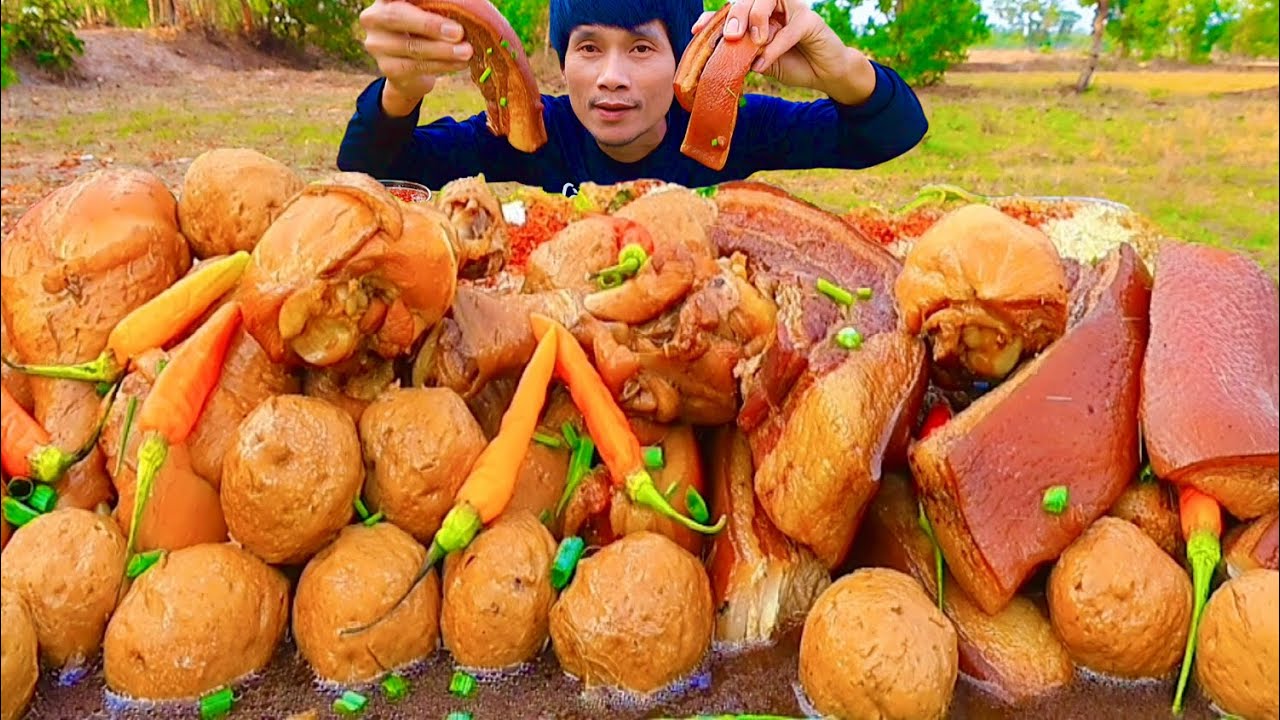 ก๋วยเตี๋ยวหมูสามชั้นแกล้มผักสดแซ่บคักขนาดครับพี่น้อง ASMR MUKBANG EATING SHOW#โก้อีสานพาแดก 