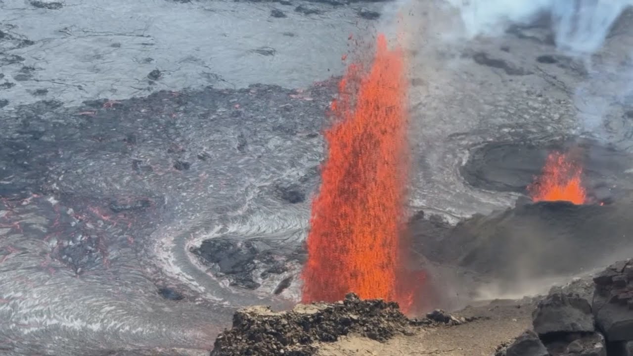 VIDEO | Kilauea volcano erupts in Hawaii spewing lava hundreds of feet in the air