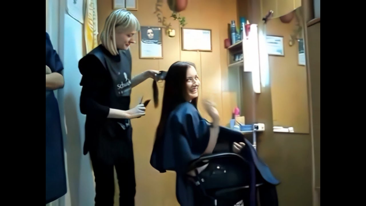Fun with clippers - woman headshave (HD remaster)