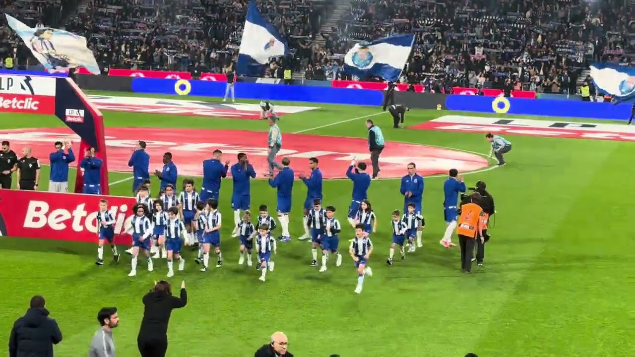Porto Vs Rio Ave | 22.02.2026 | Entrada das equipas